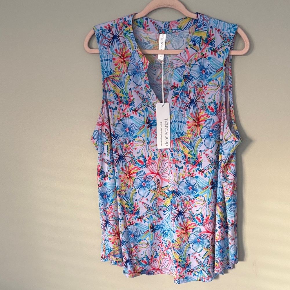 Eliza J Multicolor Floral V-Neck Sleeveless Camisole - Blue/Multi